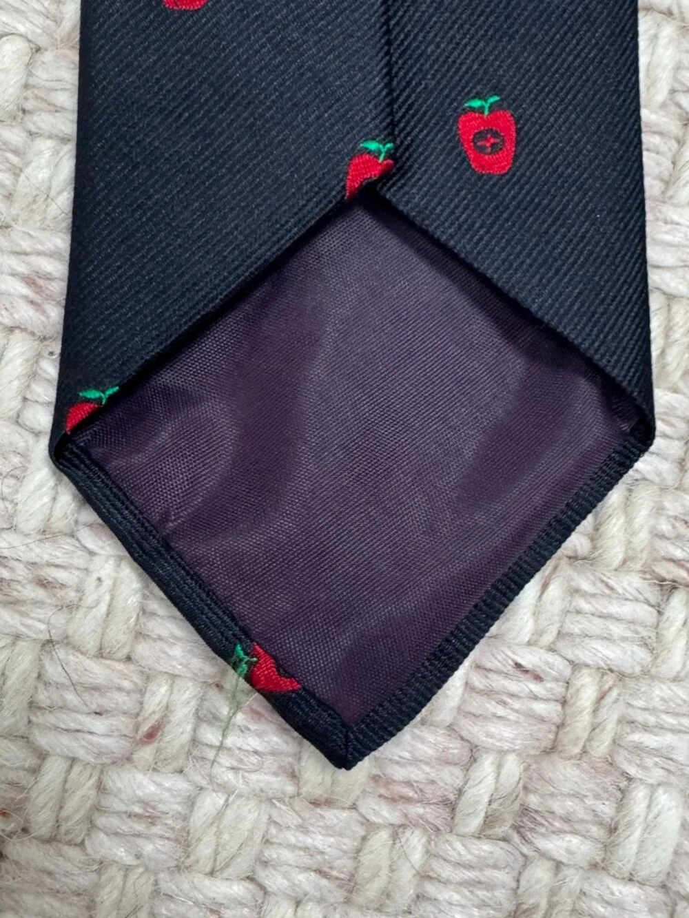 Vintage Brooks Brothers 100% Silk Navy & Red Apple Motif Necktie Novelty Preppy
